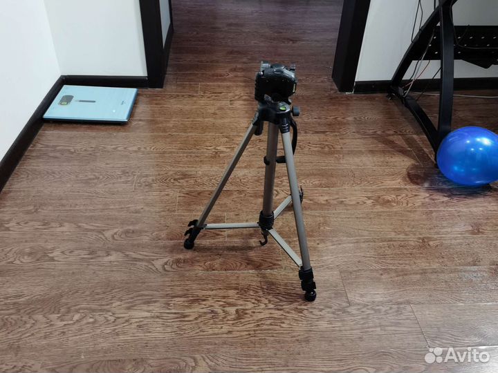 Штатив для фотоаппарата continent a3