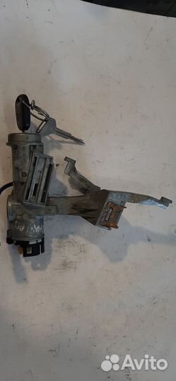 Замок зажигания Daihatsu terios 337760