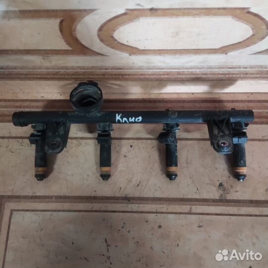 Топливная рампа renault clio