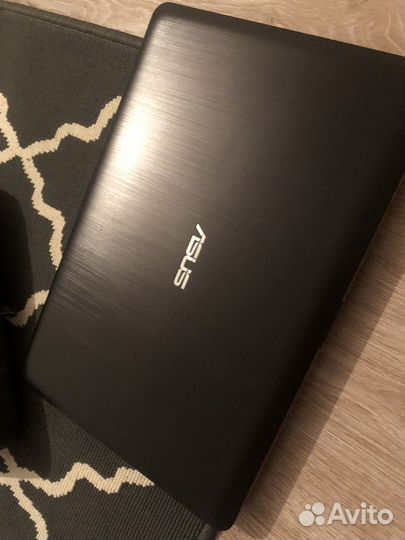 Ноутбук Asus