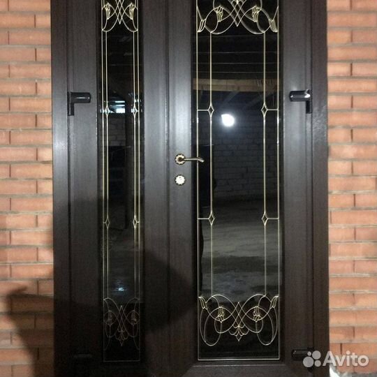 Пластиковая дверь 120х210 76