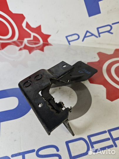 Замок капота Audi A3 8P 1.4 2012