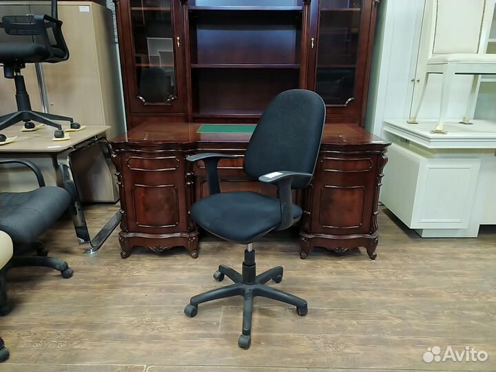 Кресло для персонала б/у CH-661 12004-чрн