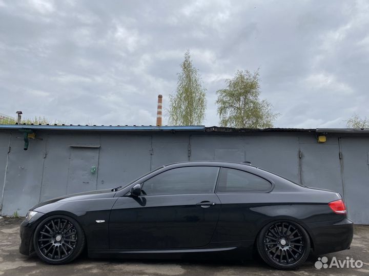 Work Gnosis GR201, R19, разношир с 255/30, 215/35