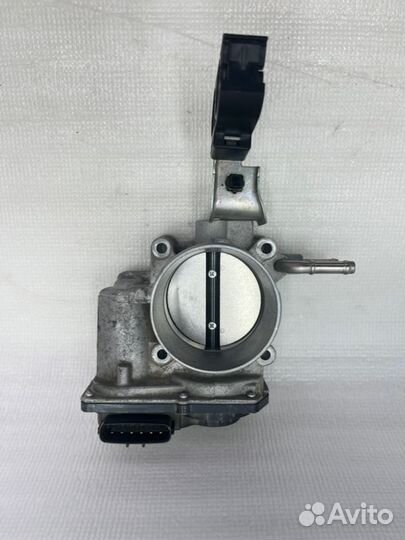 Дроссельная заслонка Toyota Camry V70 2arfe 2500CC
