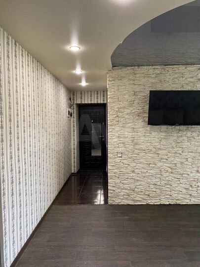 4-к. квартира, 70 м², 3/9 эт.