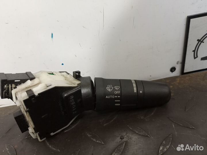 Переключатель стеклоочистителей Nissan Tiida C11