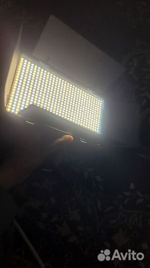 Видеосвет LED-U600 с штативом
