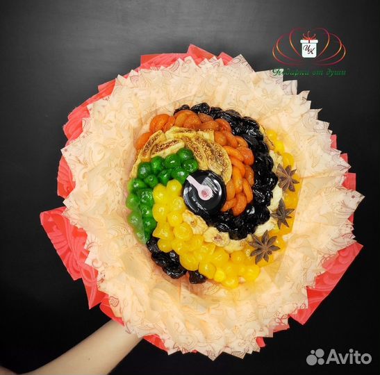 Букет из орехов и сухофруктов. Ореховый букет