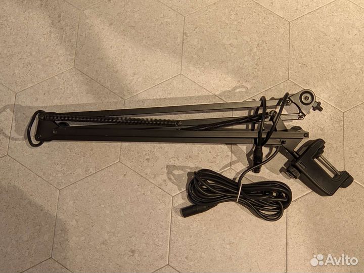 Пантограф k&m микрофонная стойка