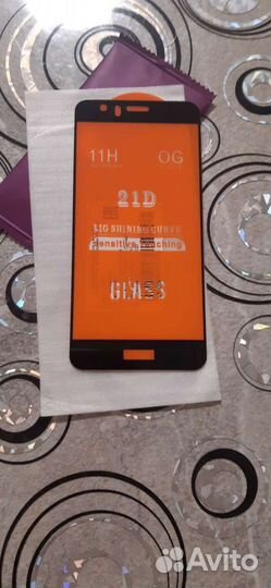 Защитное стекло на Huawei P10 lite