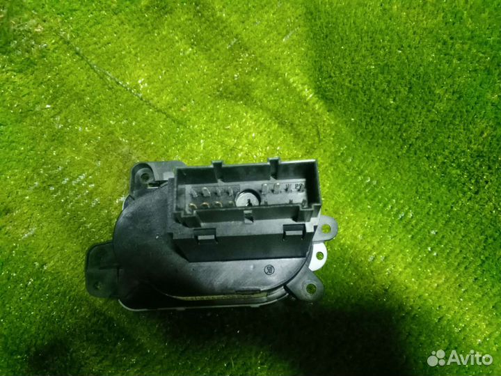 Блок управления фарами Ford Fiesta mk5