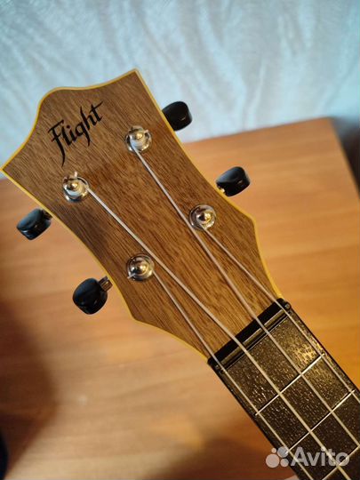 Укулеле flight