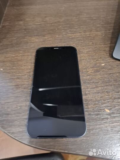 iPhone 12, 64 ГБ