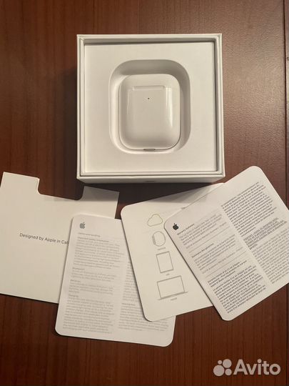 AirPods 2 with Wireless Charging Case (оригинал)