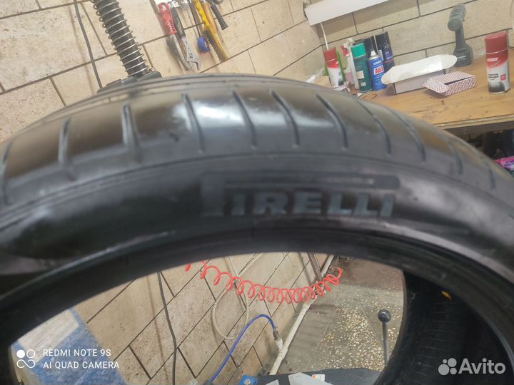 Pirelli P Zero 245/40 R19 98Y