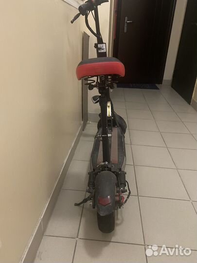 Электрический самокат с сиденьем б/у