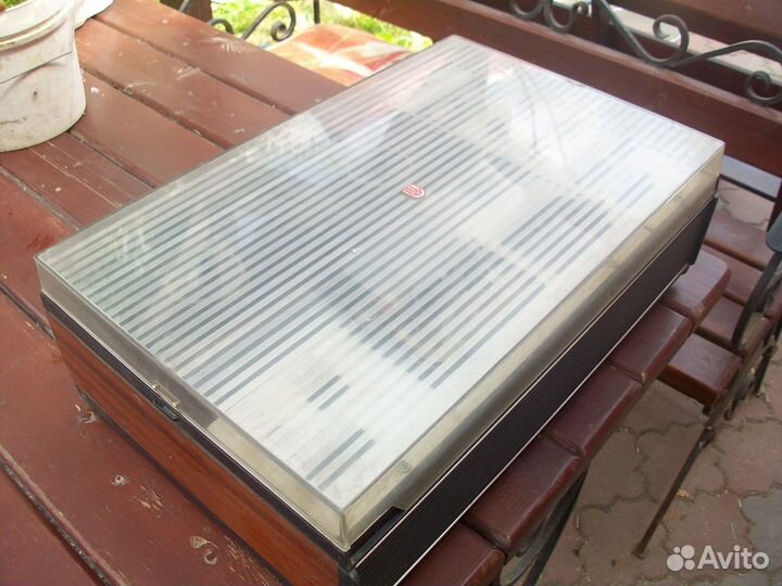 Магнитофон катушечный СССР