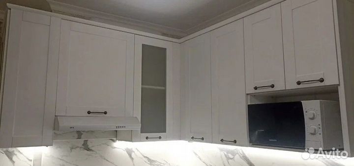 Кухня угловая в наличии