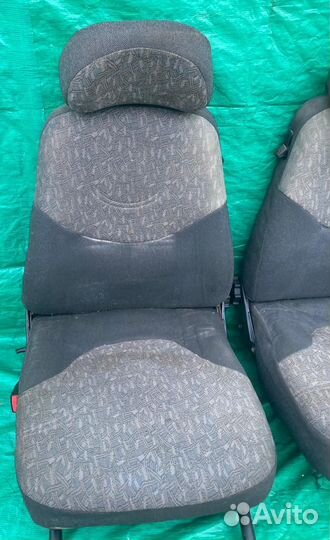 Передние сидения ваз 2120 Надежда