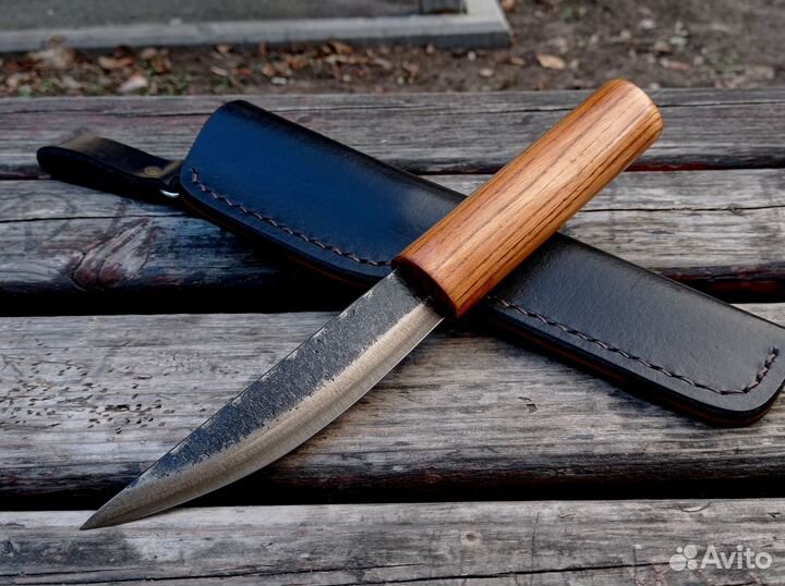 Охотничий нож в якутском стиле. Ручной работы