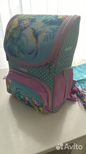 Школьный рюкзак