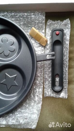 Фигурная сковорода в подарочной коробке