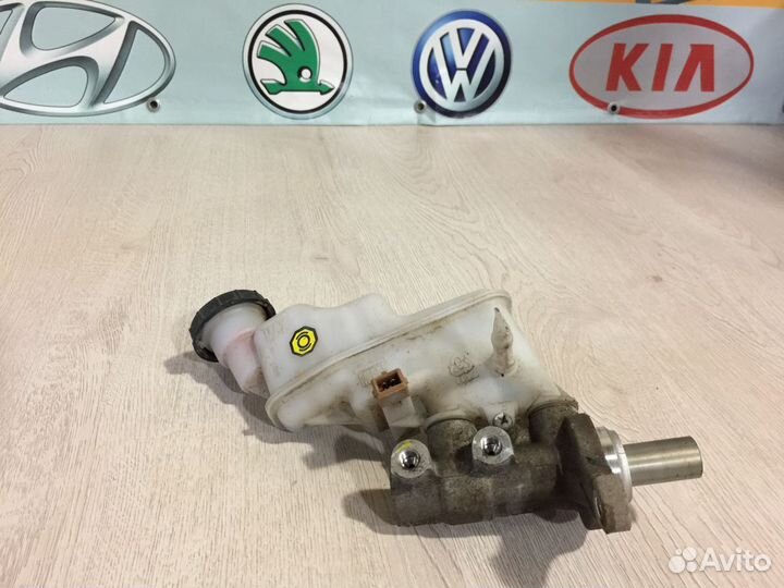 Kia Rio Рио цилиндр тормозной главный