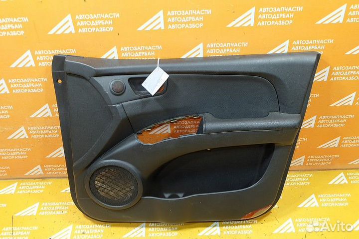 Обшивка двери передней правой Kia Sportage KM