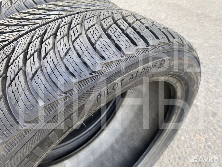 Michelin Pilot Alpin 5 245/40 R18 97V