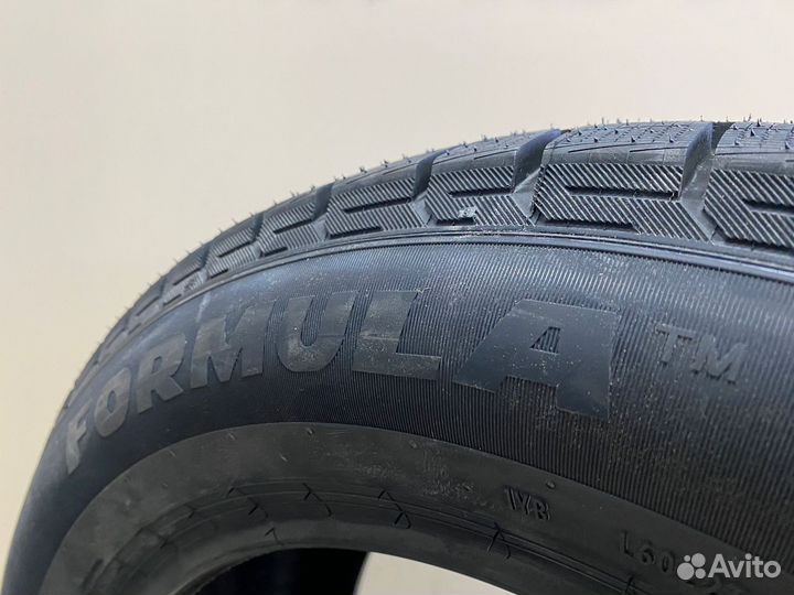 Pirelli Formula Ice FR 215/60 R17 100T