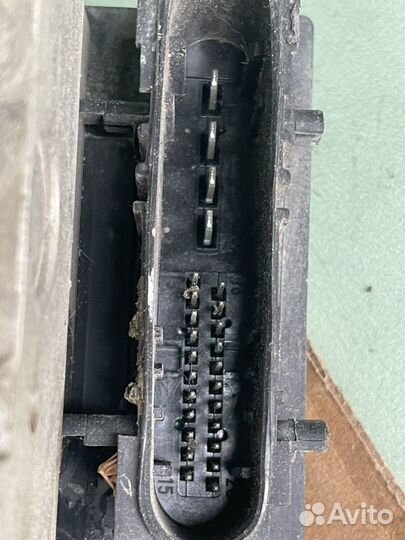 Блок abs насос hyundai 1 i30