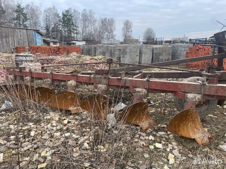 Плуг Светлоградагромаш 8 корп. (ПНУ-8х40), 2005