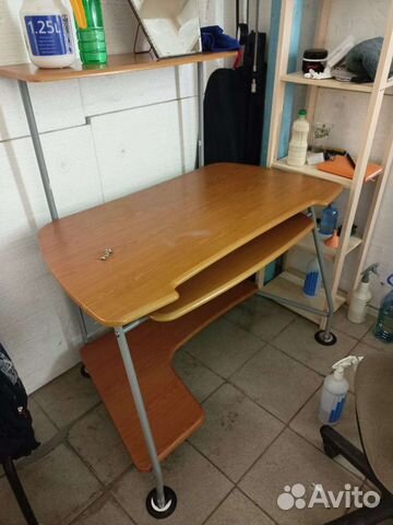 Компьютерный стол