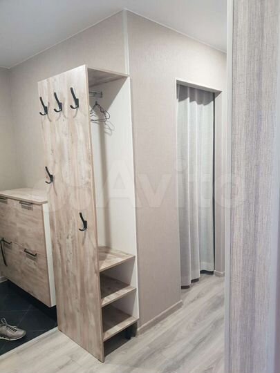 2-к. квартира, 57 м², 1/5 эт.