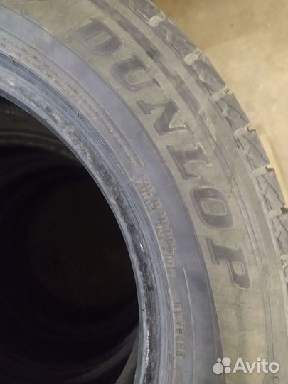 Dunlop Winter Maxx SJ8 225/60 R17