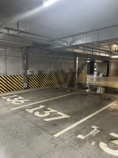 Машиноместо, 13 м²