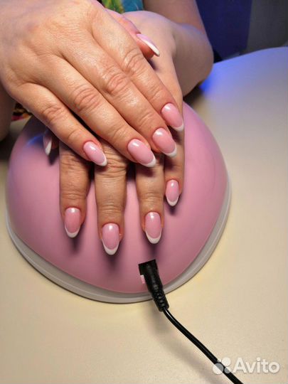 Маникюр и педикюр