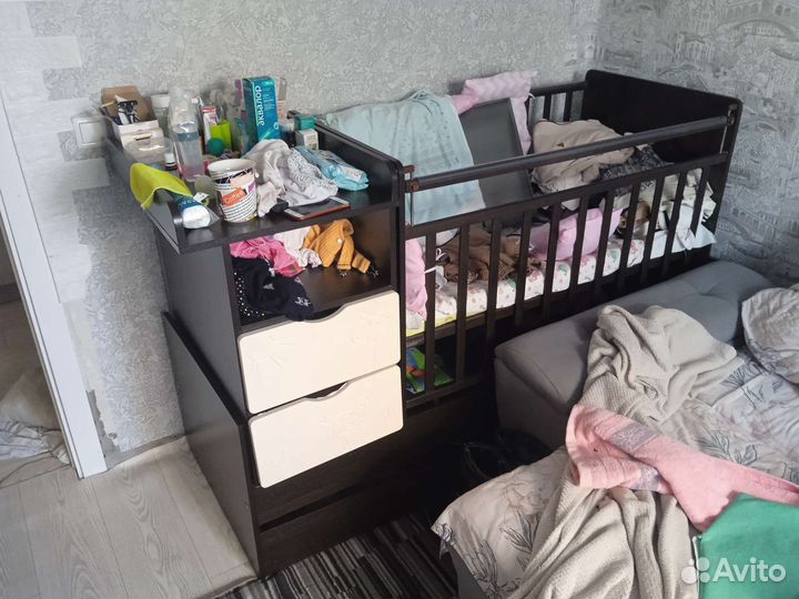 Детская кроватка маятник