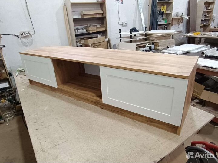 Тумба под телевизор