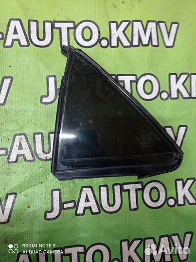 Стекло двери Mazda 6