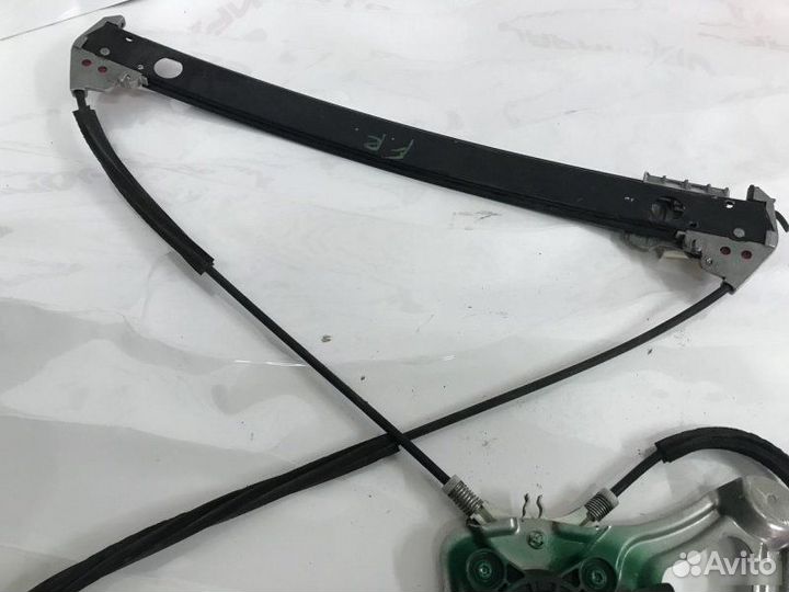 Стеклоподъемник передний правый Mercedes-Benz