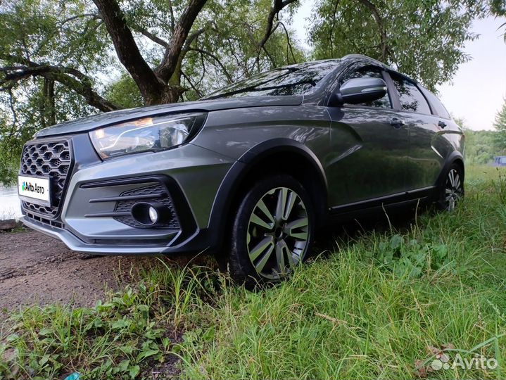 LADA Vesta Cross 1.6 CVT, 2020, 87 000 км