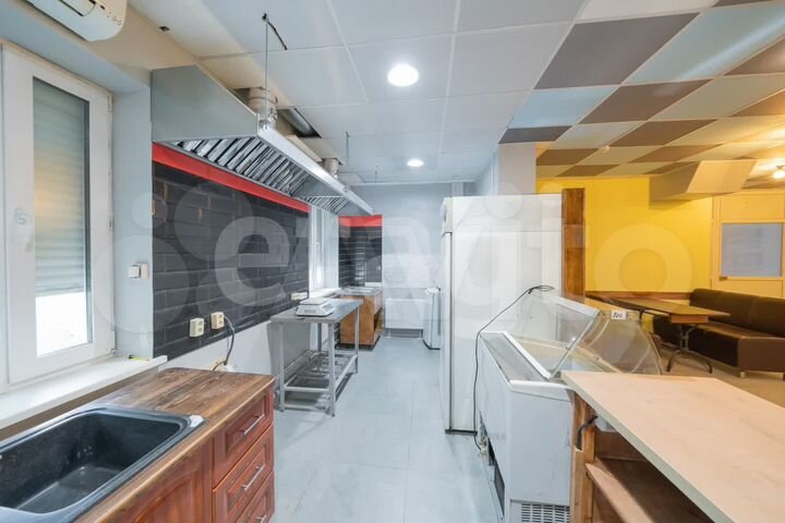 Сдам торговое помещение, 52 м²