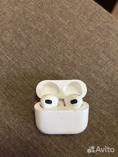 Беспроводные наушники apple airpods pro 3