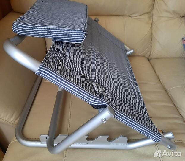 Подголовник