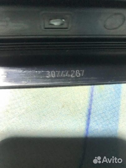 Накладка порога (внутренняя) 30744287