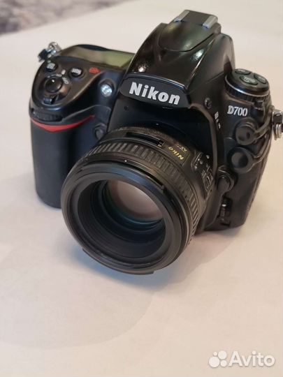 Зеркальный фотоаппарат nikon D700