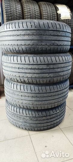 Goodyear EfficientGrip 235/55 R17 99Y