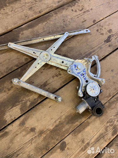 Стеклоподьемники тойота аурис